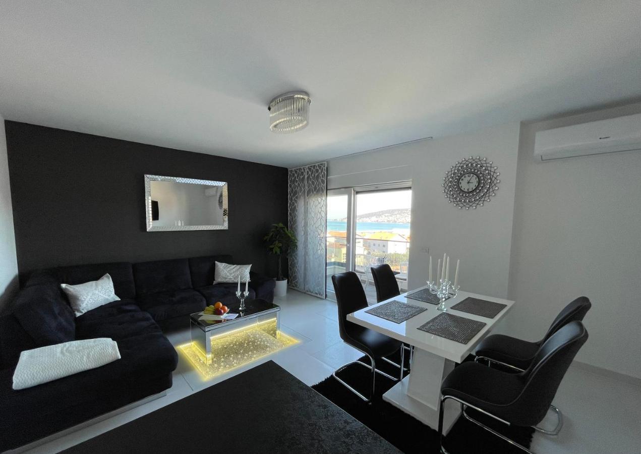 Sky Garden Trogir Apartment ภายนอก รูปภาพ