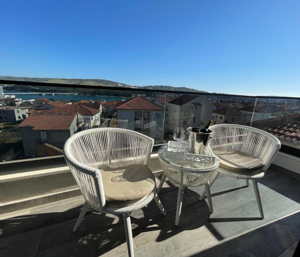 Sky Garden Trogir Apartment ภายนอก รูปภาพ