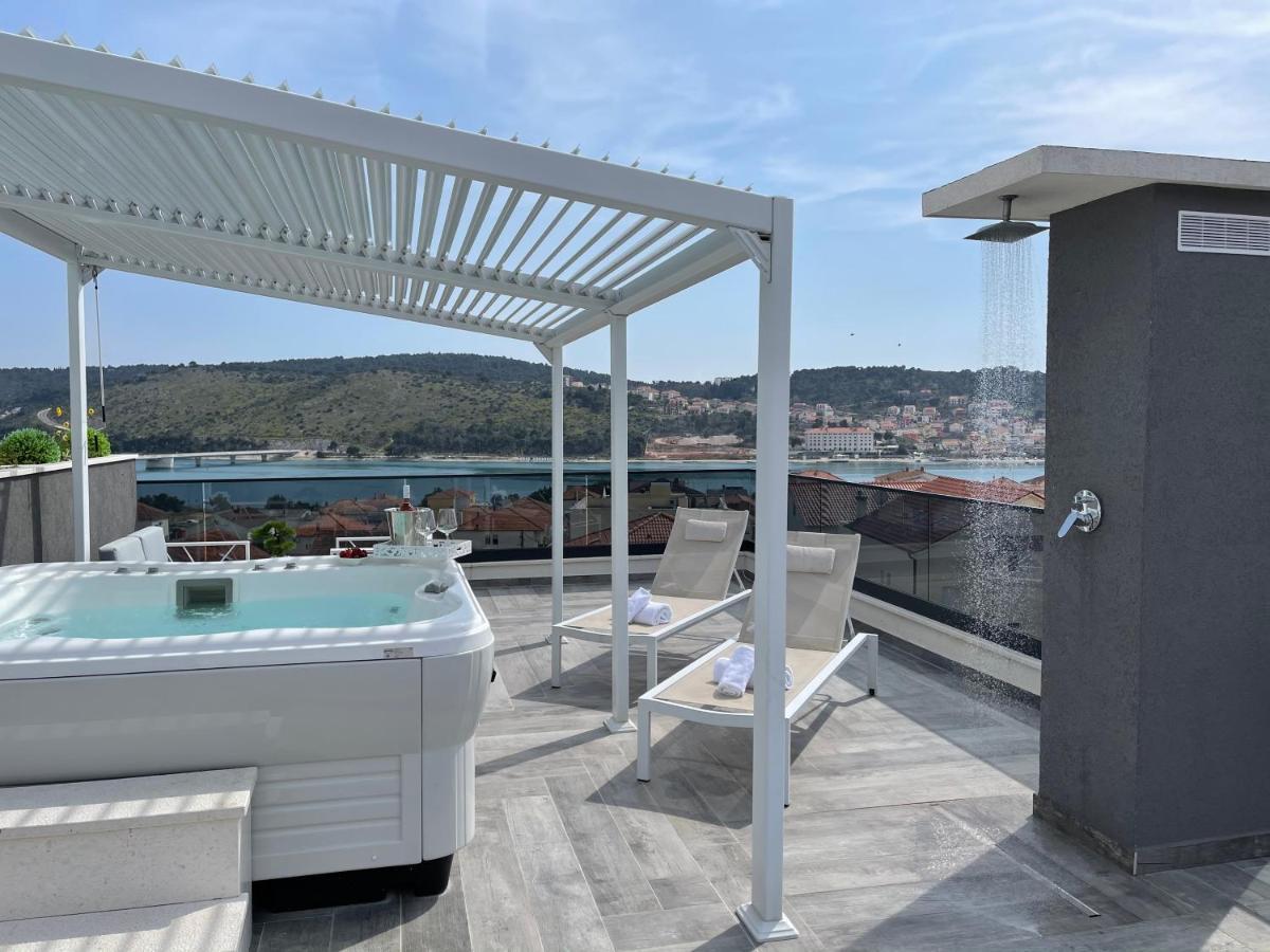 Sky Garden Trogir Apartment ภายนอก รูปภาพ