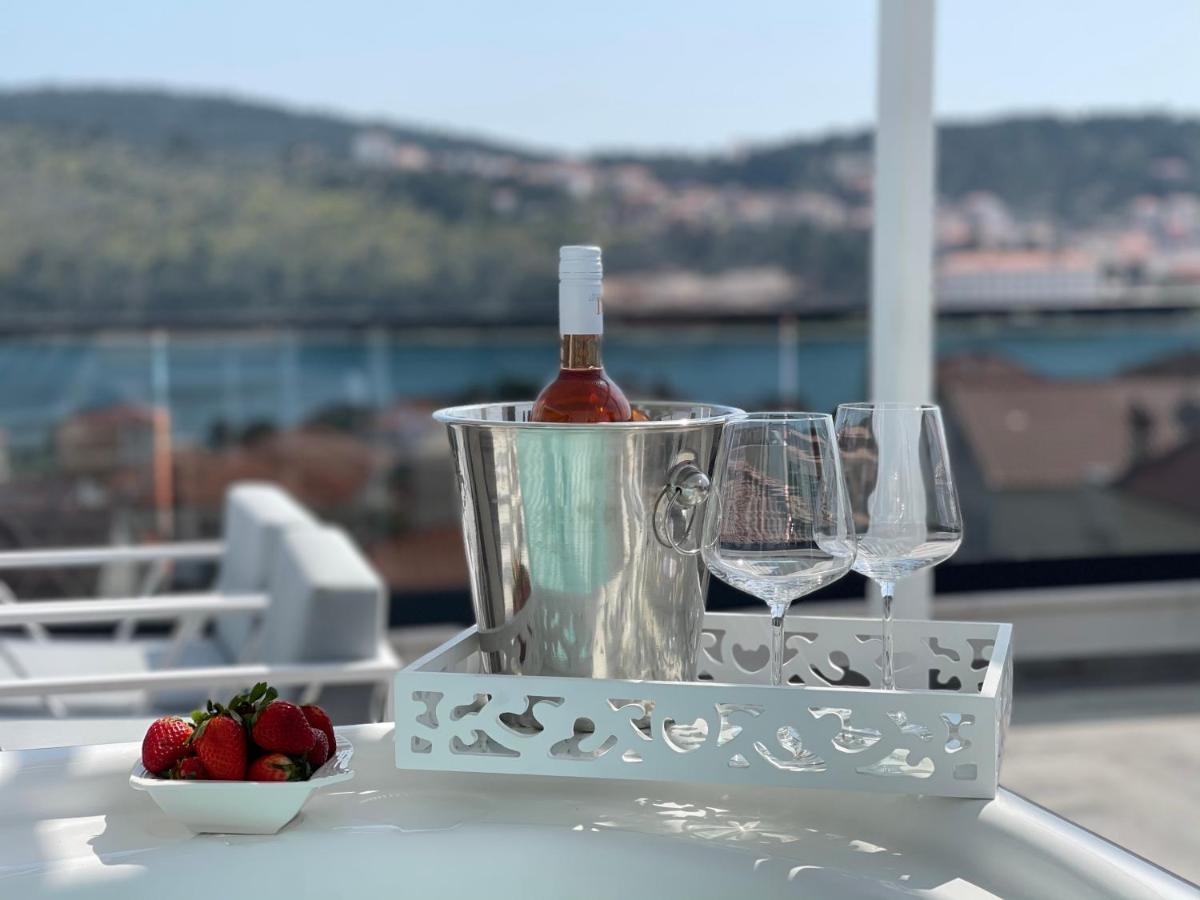 Sky Garden Trogir Apartment ภายนอก รูปภาพ