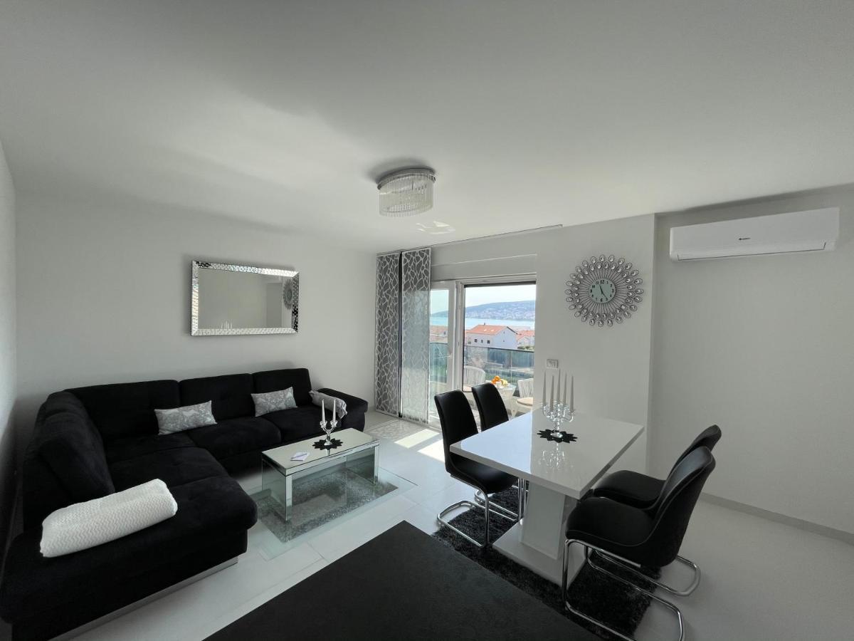 Sky Garden Trogir Apartment ภายนอก รูปภาพ