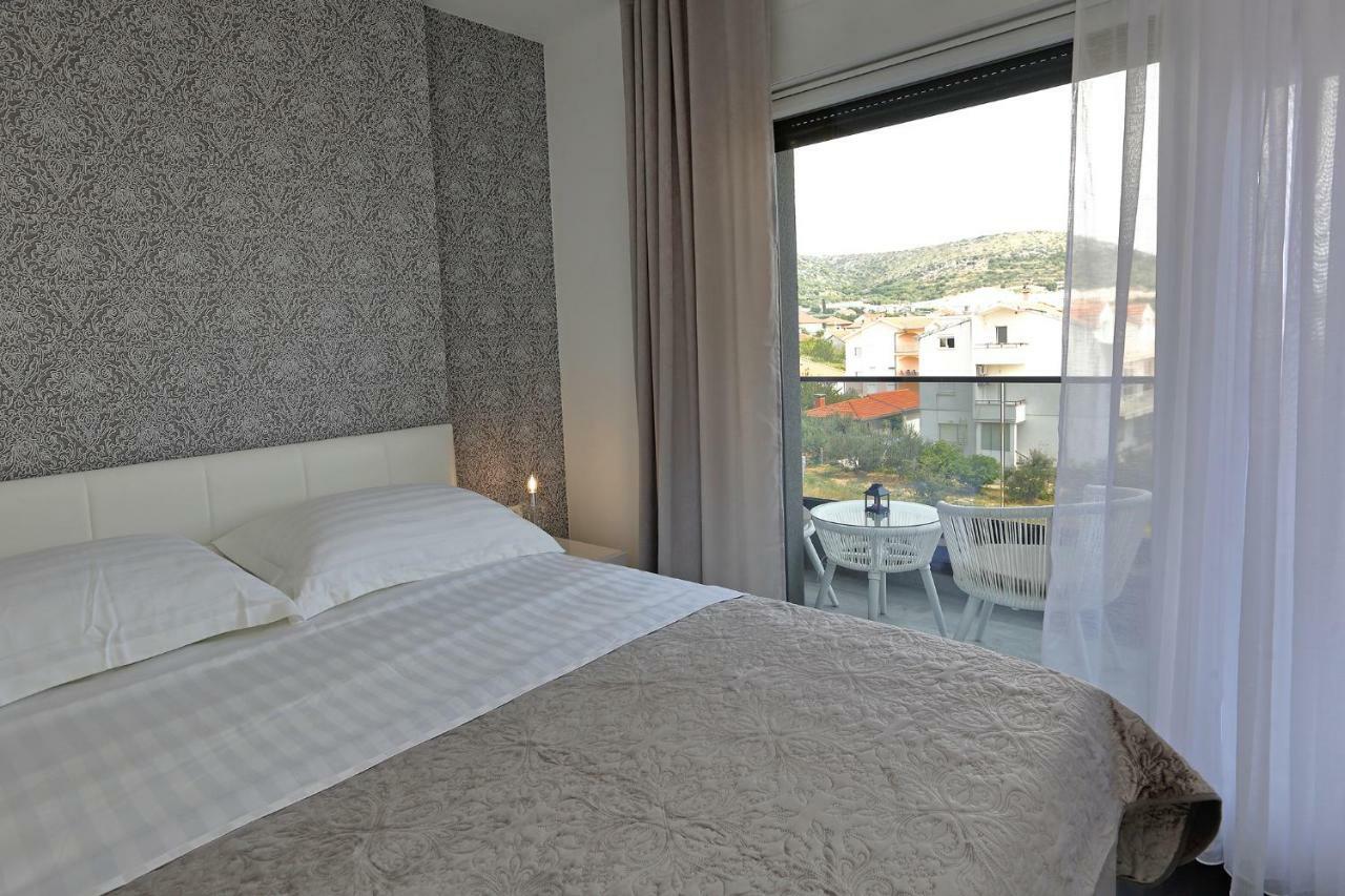 Sky Garden Trogir Apartment ภายนอก รูปภาพ