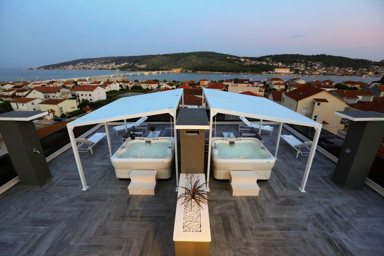 Sky Garden Trogir Apartment ภายนอก รูปภาพ